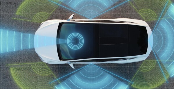 [스트라드비젼 IPO] 국내 중심 피어그룹, 고평가 우려 잠재울까 - 뉴스 썸네일 이미지